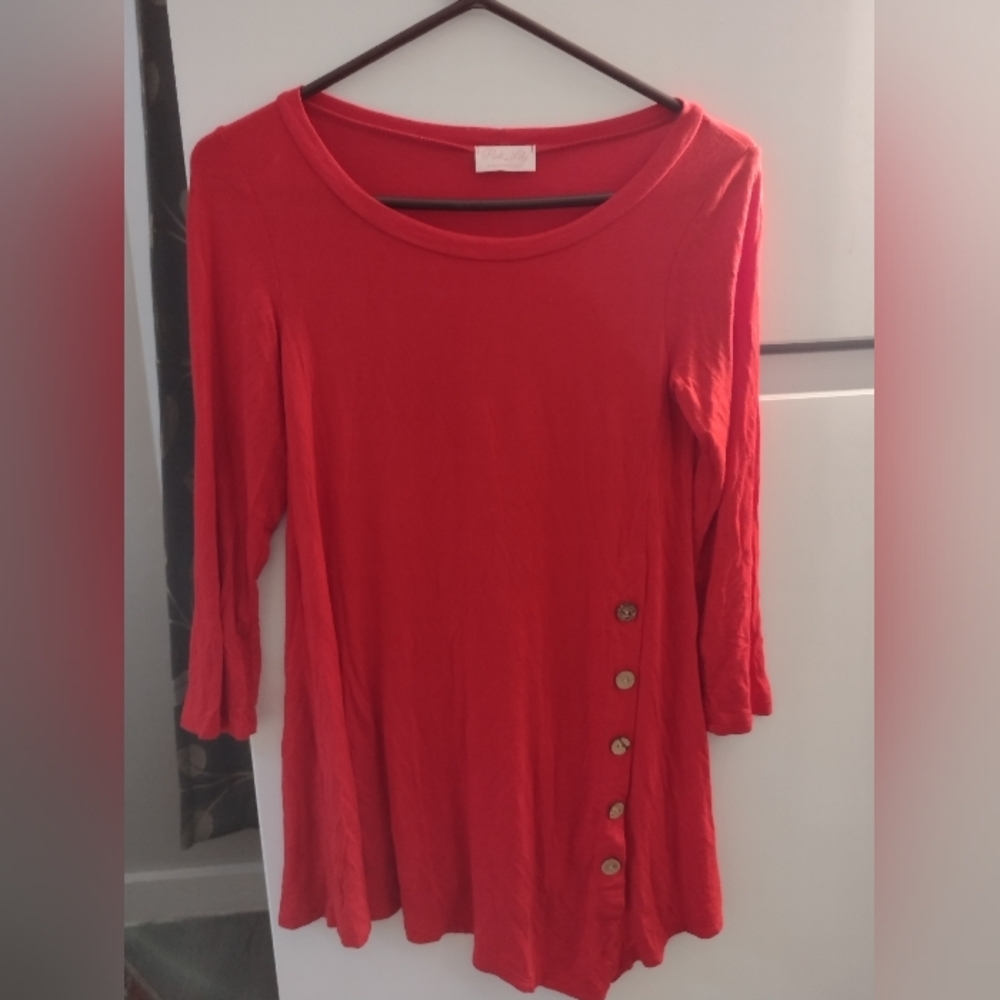 Pink Lily Red Asymmetrical Buttoned Tunic Size M.